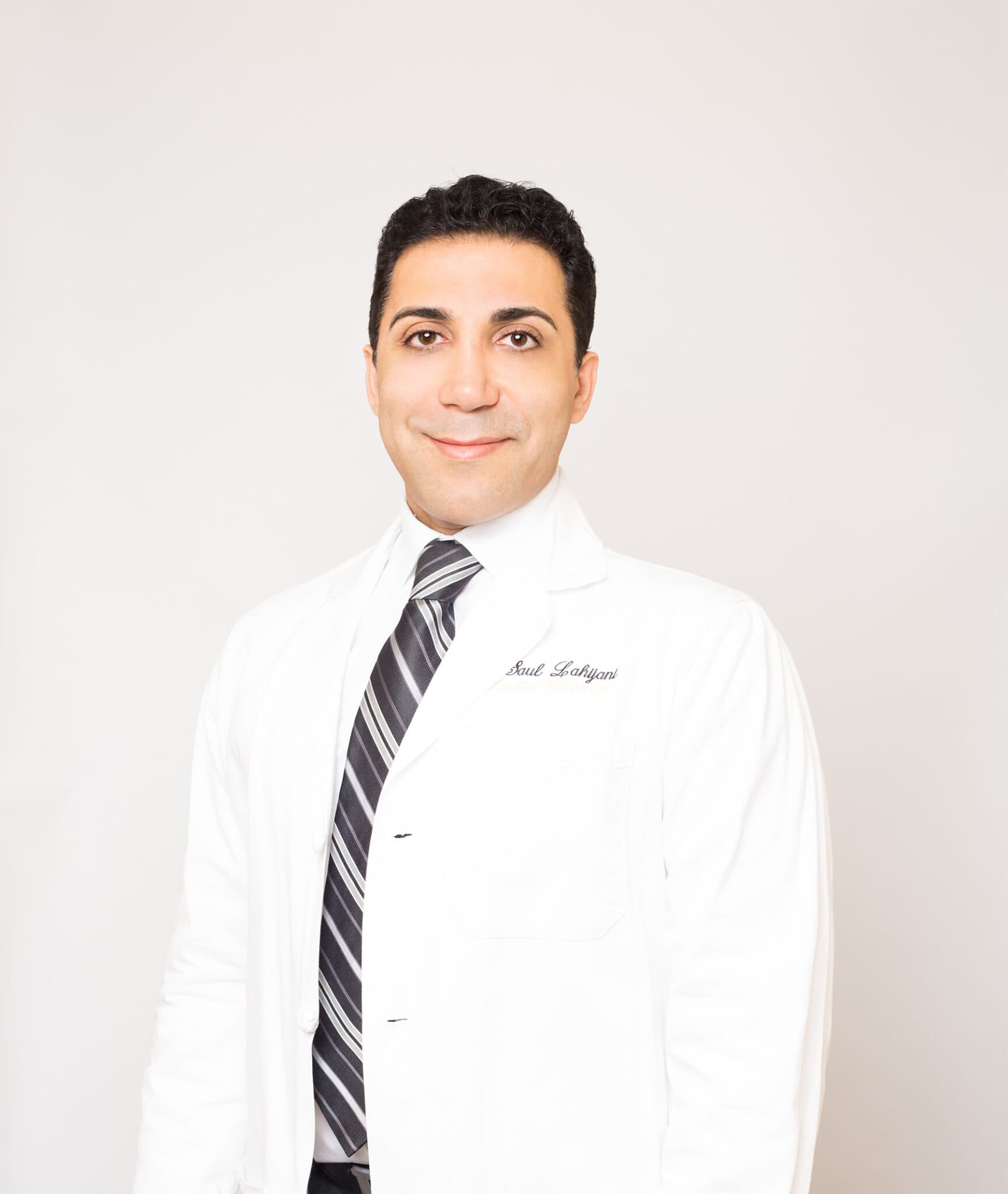 Saul Lahijani - Hair Transplant Surgeon at Beverly Hills Hair Center