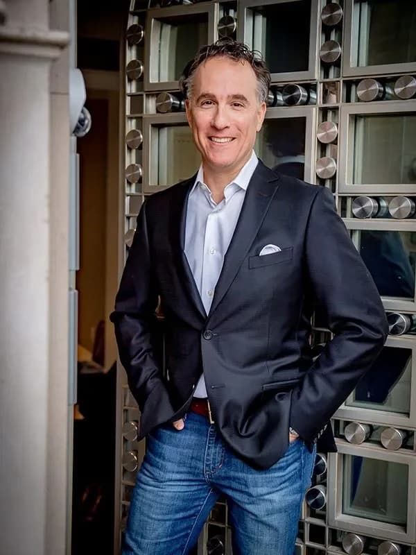 Mark Korman - Hair Transplant Surgeon at Follicle HT