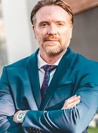 Salvar Bjornsson - Hair Transplant Surgeon at Vinci Hair Clinic