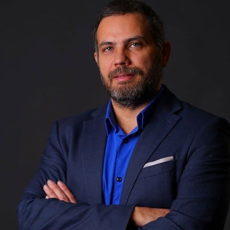 Yordank Rojas - Hair Transplant Surgeon at Dr. Rojas - Clínica Estética
