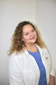 Dorina Soltész - Hair Transplant Surgeon at dr. Soltész Dorina hajbeültetés Budapest. ABHRS diplomás hajbeültetés szakorvos