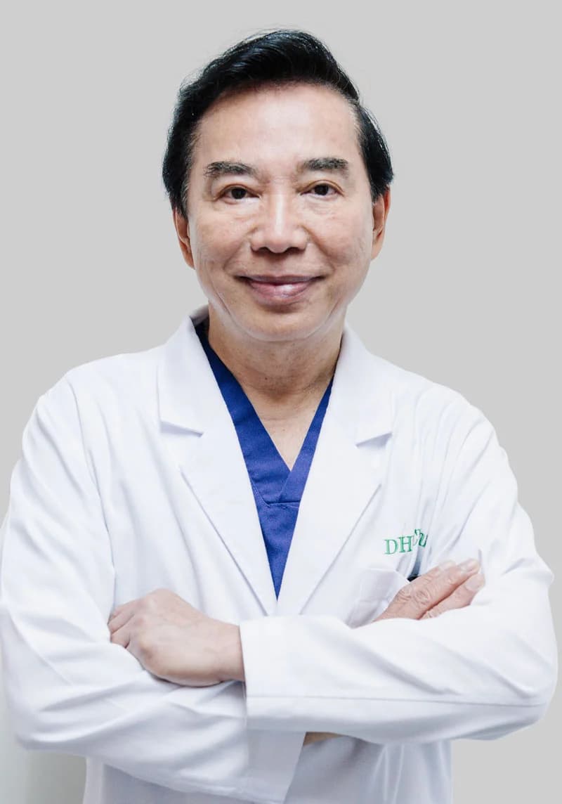 Damkerng Pathomvanich - Hair Transplant Surgeon at Full Hair BY DHT Clinic