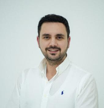 Surgeon1781256591014 n0cda4d50 - Hair Transplant Surgeon at Clinista | Hair Transplant Turkey